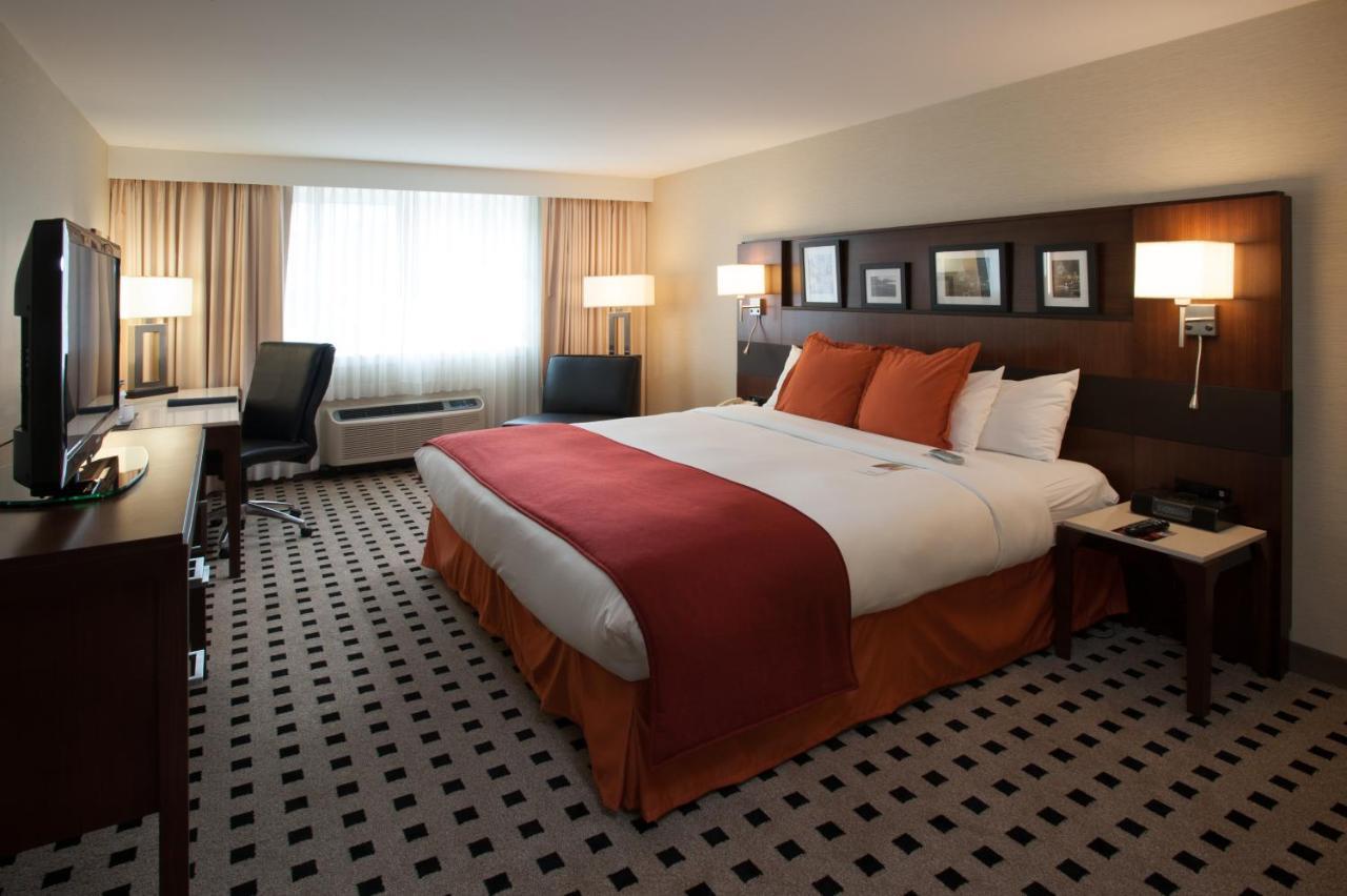 Penn Harris Hotel Harrisburg, Trademark By Wyndham Экстерьер фото